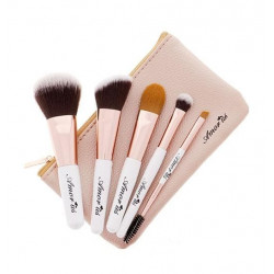 Petite Travel Essentials Juego de 5 brochas Amor Us